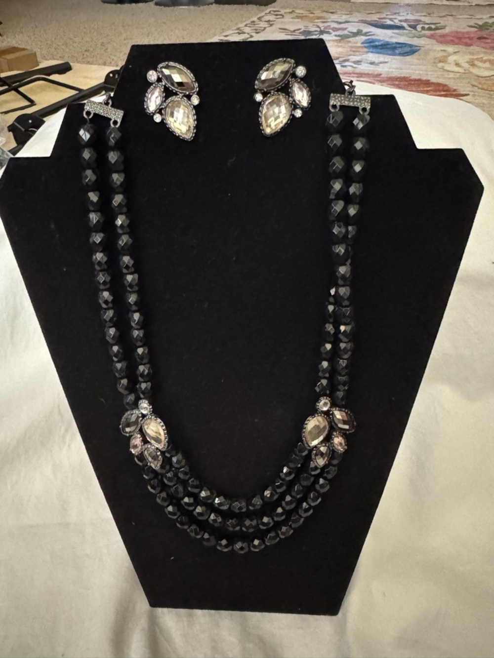 ✨ Glamorous Triple Strand Black Faceted Bead & Crystal Jewelry Set